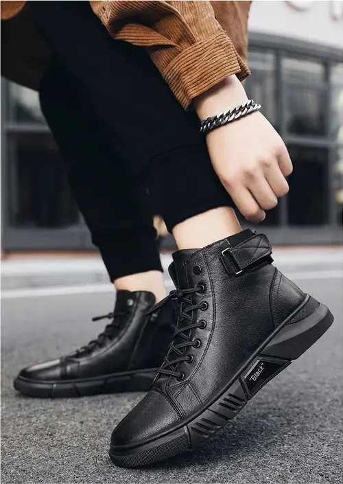 Men’s black leather boots TK